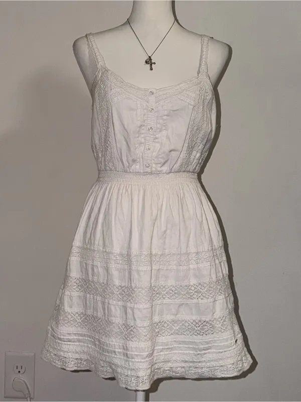 2000s vintage style abercrombie & fitch white whimsical babydoll lace mini dress - Image 2
