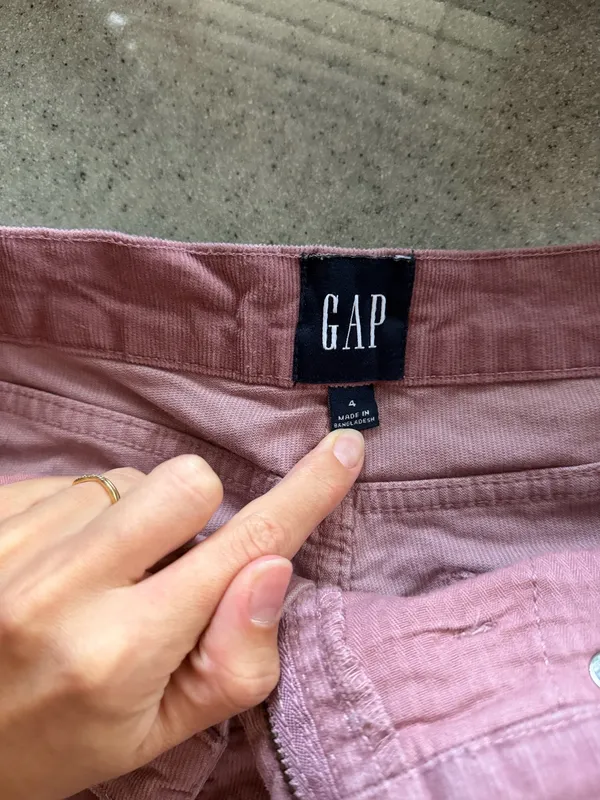 Pink Gap corduroy shorts   - Image 3