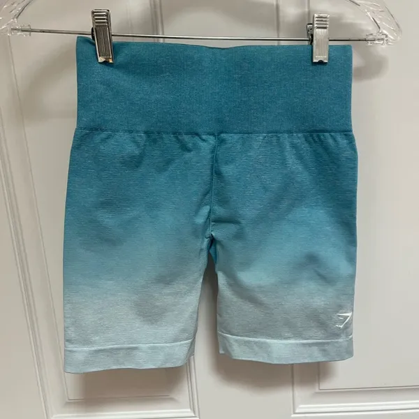 Gymshark ombré blue compression‎ biker shorts size small - Image 3