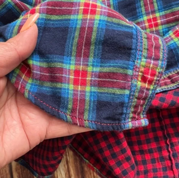 Hollister Womens Long Sleeve Button Down Plaid Shirt Size Small - Image 10