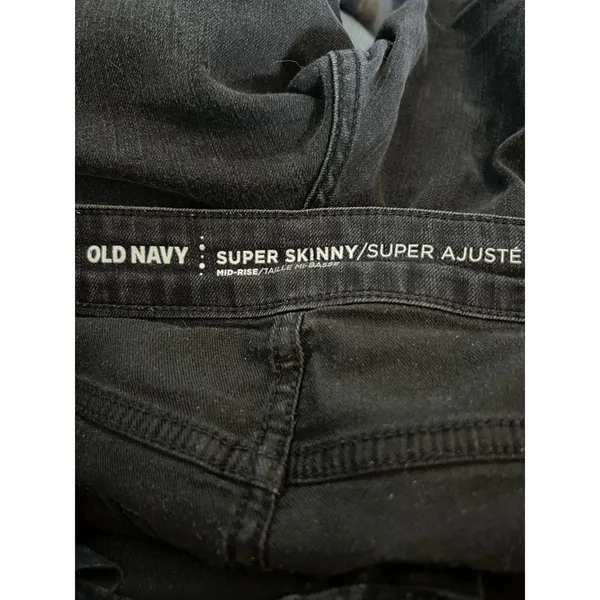 Old Navy‎ skinny black jeans size 8 - Image 3