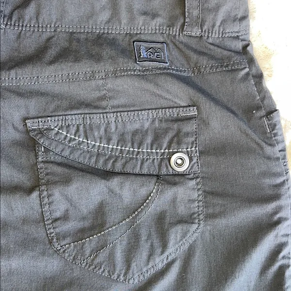 REI Mini‎ Skirt Womens Size 2 Lightweight Embroidered Gray Pockets - Image 6