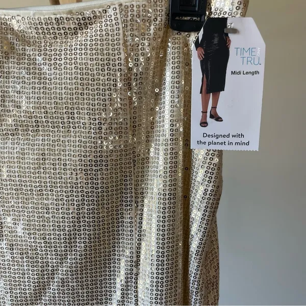 Time and Tru Sequin‎ Skirt Women's Small - Image 2