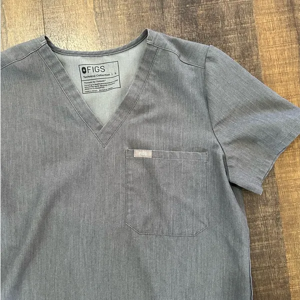 Figs Graphite One Pocket Scrub Top Size Small - Image 2