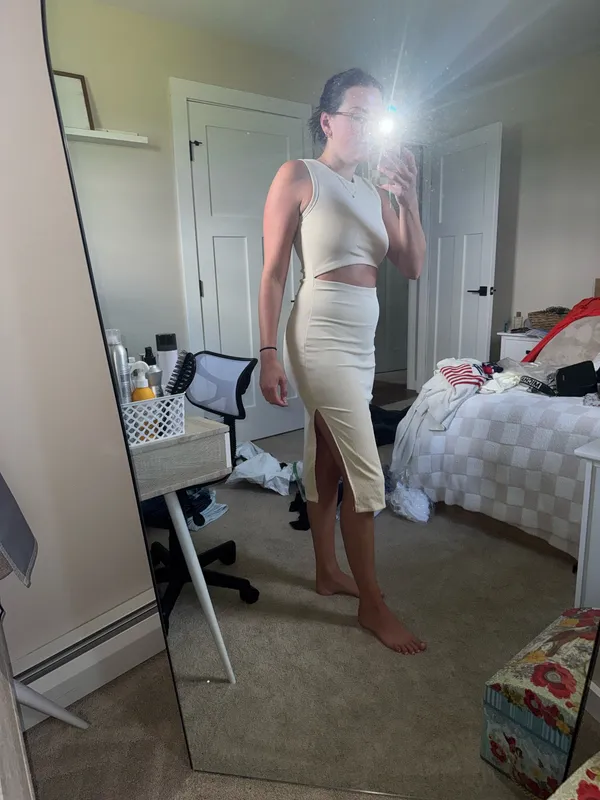 Women’s Amazon dress Tan Size M - Image 2