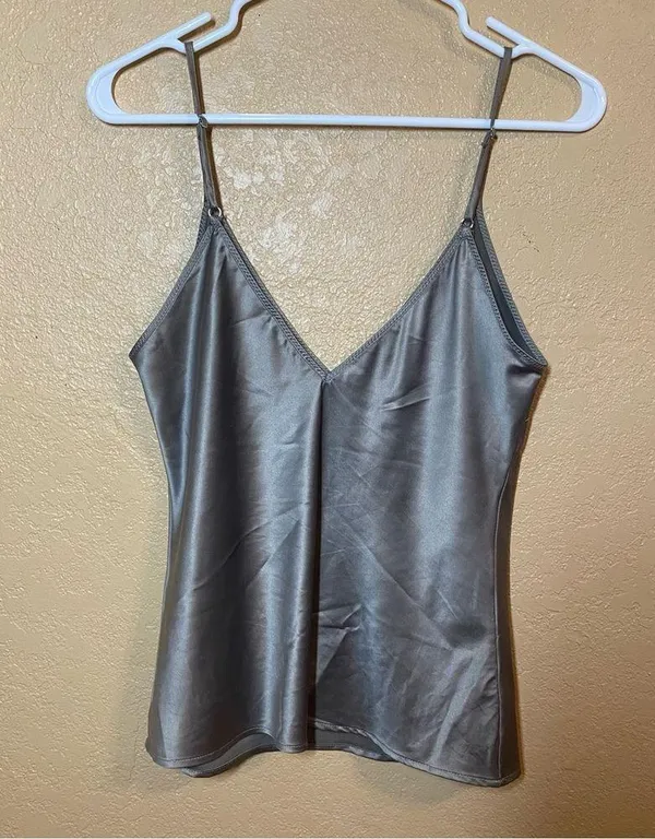 Zara Silky Silver V-neck Tank Size Small - Image 3