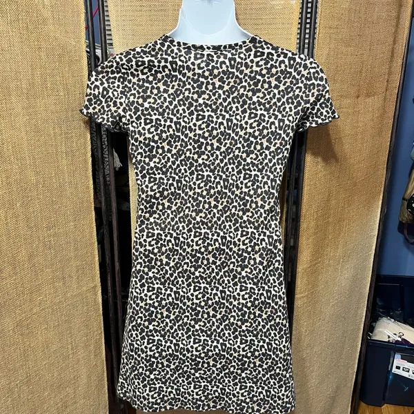 American Eagle Outfitters Black and Tan Flutter Sleeve Mini Dress - Image 5