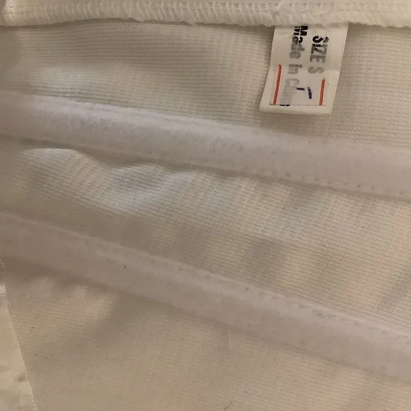 Vintage White Size Small Corset Top. Has a Sticker Marking On Back - Image 5