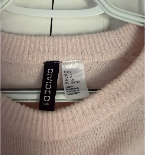H&M Sweater - Image 2