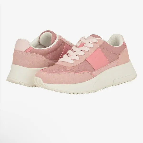 Calvin Klein Sneakers - Image 2