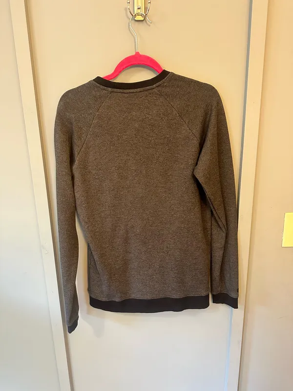 Men’s Under Armour Sweatshirt - Image 5