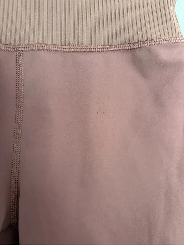 Vuori Rib Studio Bike Shorts Cedar 5" - Image 3