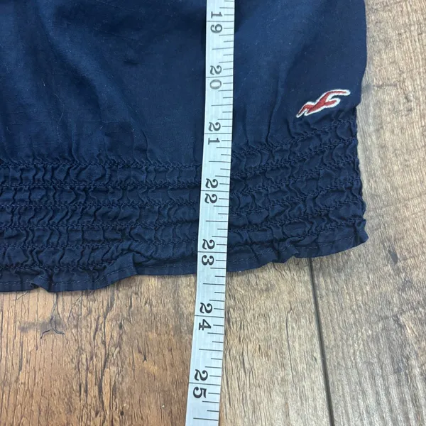 Hollister Embroidered Tie & Button Front Blouse Navy Blue Smocked Size Medium - Image 5
