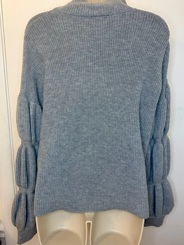 Hem & Thread Gray Ribbed Mock Neck Balloon Sleeve Sweater Size Large - Image 7