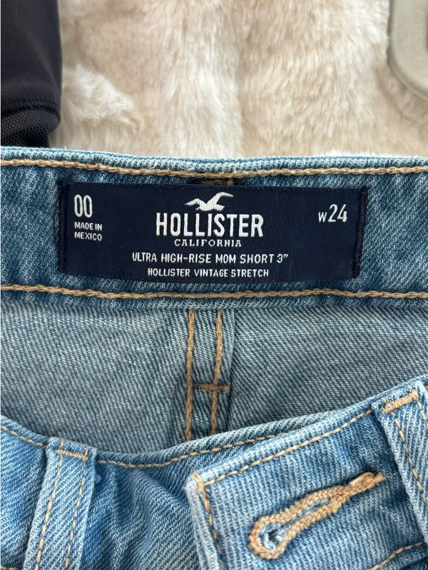 Hollister Denim Shorts - Image 3