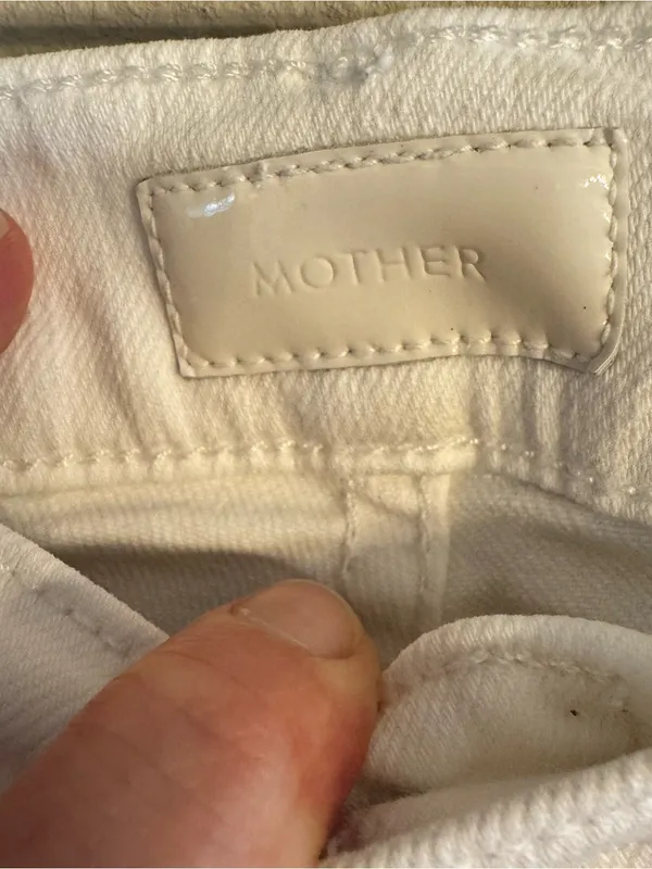 MOTHER Hustler Ankle‎ Fray Jeans - Image 4