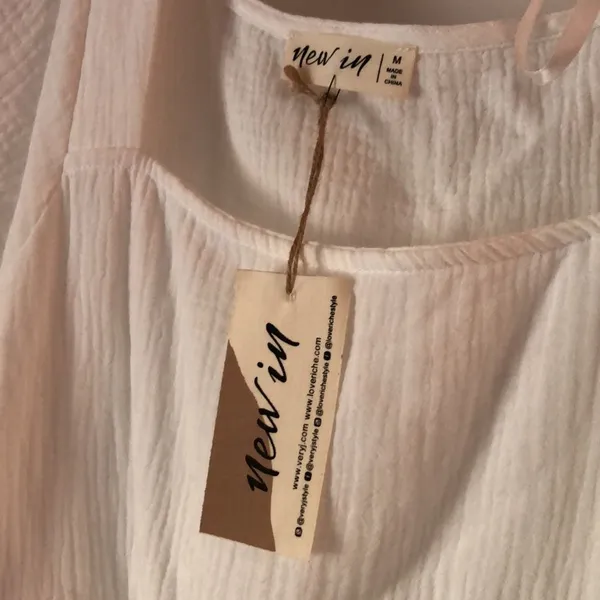 NWT New In babydoll top size M - Image 3