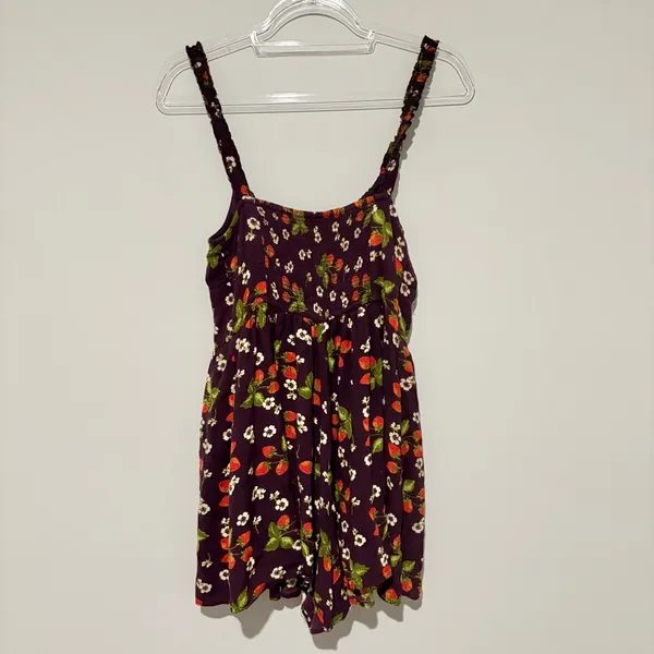 Urban Outfitters Tate Tie Romper Strawberry Maroon Ruffle‎ size medium - Image 3