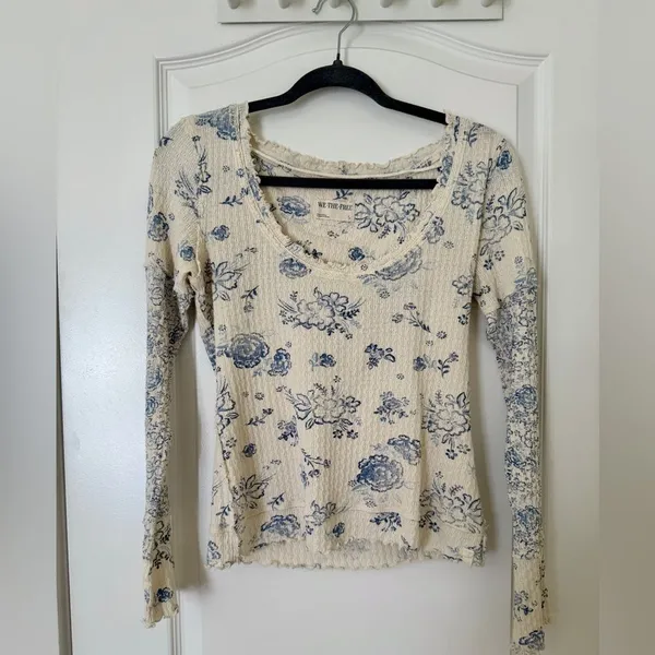 Free People We The Free Clover Print Thermal Top Size S Ivory Oversized Cotton - Image 3