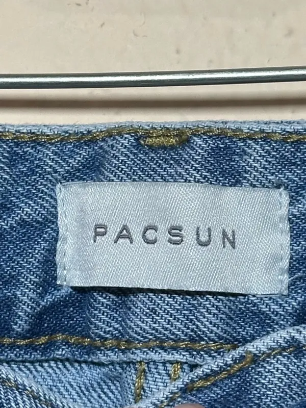 Pacsun Low Rise Baggy Jeans - Image 3