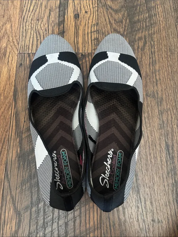 Skechers Cleo Lady Sherlock Knit Geometric Slip-On Flats Women’s Size 11 - Image 3