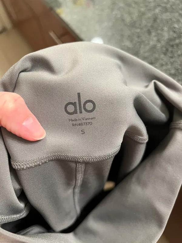 Alo Leggings - Image 4