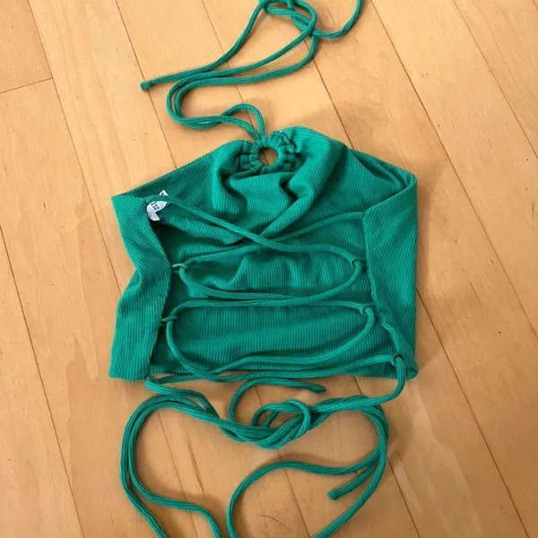 Princess Polly Matilda top green - Image 4