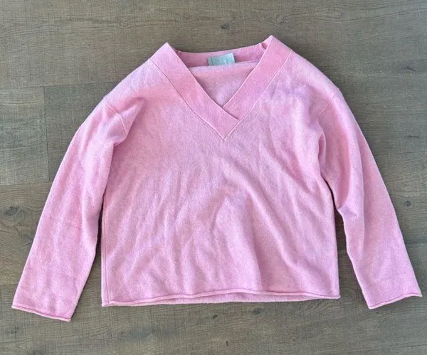 everlane the cozy-stretch v-neck sweater pullover - Image 3