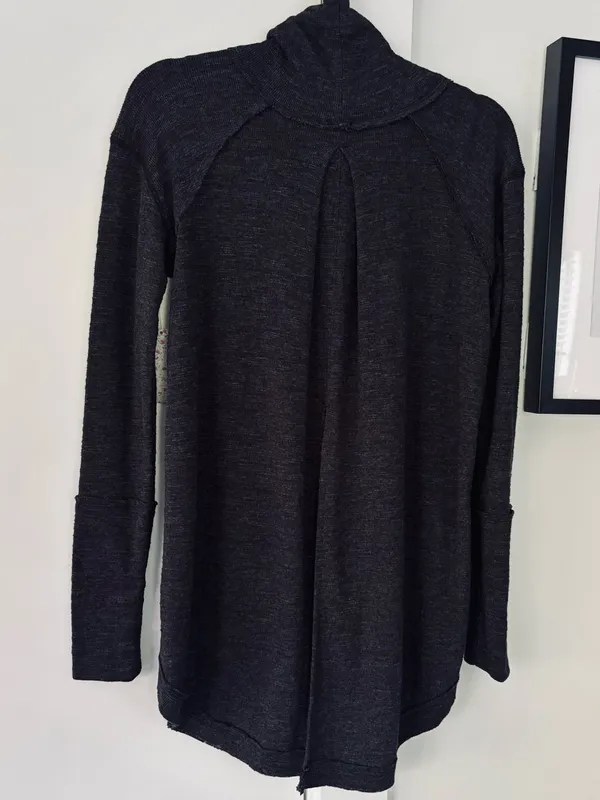 NWT Free People We the Free Turtleneck Sweater open back size XS - Image 5
