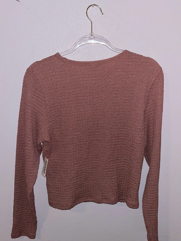 Old Navy Long Sleeve Pink Top - Image 2