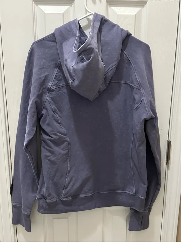 Lululemon Scuba Pullover hoodie in washed purple quartz size 6 - Image 4