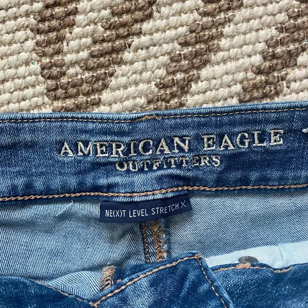 American eagle high rise shorts - Image 3