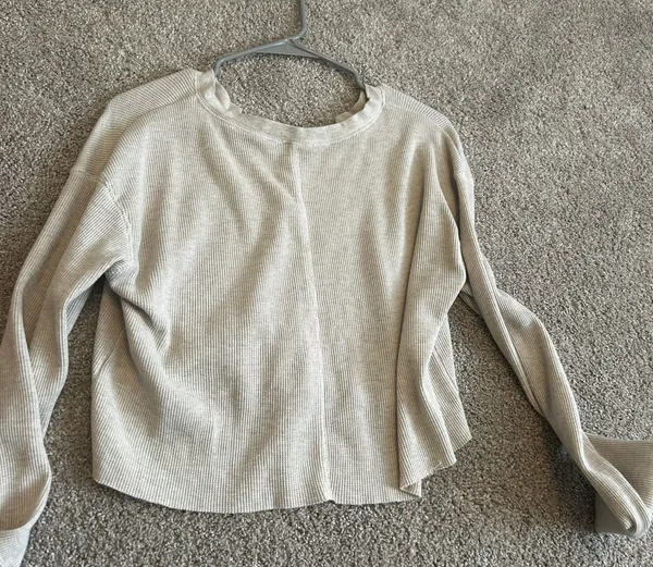 Urban Outfitters Beige fall top - Image 3