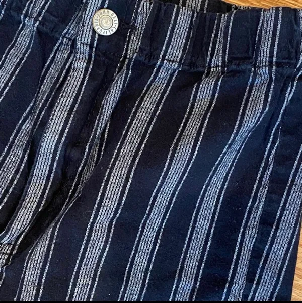 Brandy Melville High Rise Black White Stripe Pants Ankle Cropped S M - Image 7