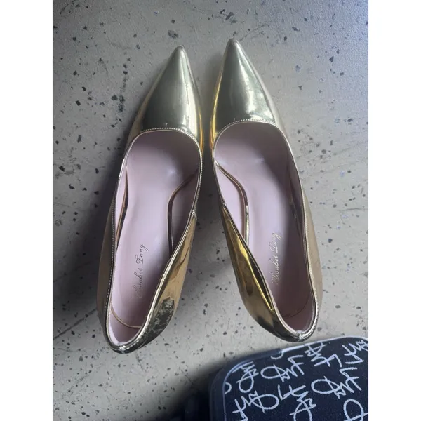 Elisabeth Hang Gold Pumps Heels Size 9.5 - Image 3