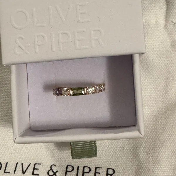 Olive & Piper Vale Ring Gold - Image 3