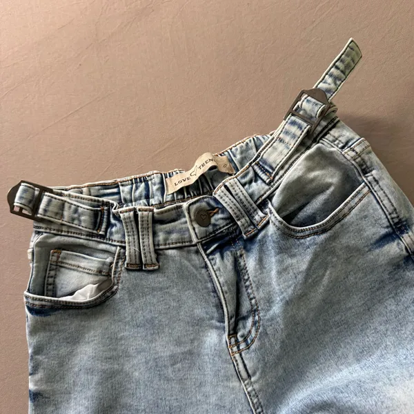 Love Trends Adjustable Waist Tab Wide Leg Jeans - Image 5