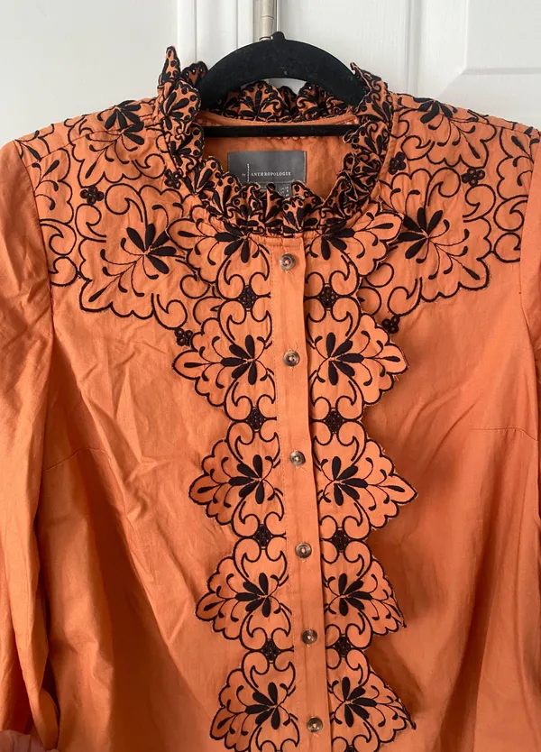 Anthropologie Scalloped Embroidered Buttondown Shirt, Size 8 - Image 7