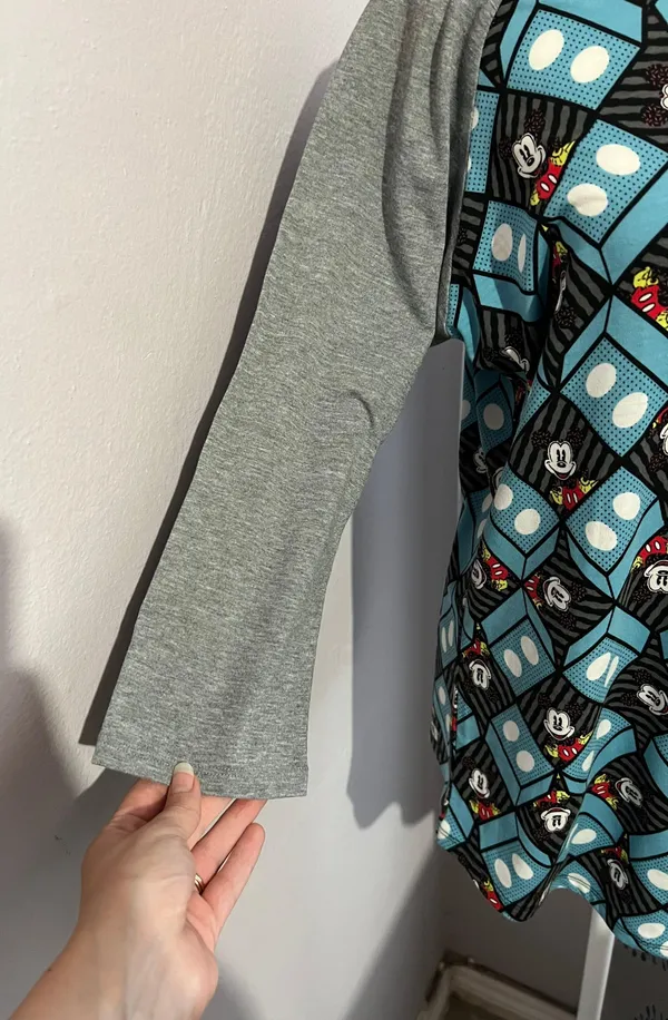 LuLaRoe Mickey Mouse half sleeve T-shirt - Image 4