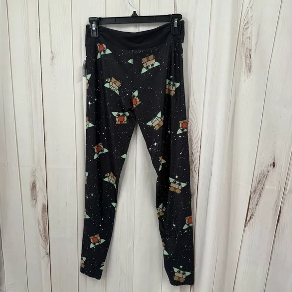 Disney Parks Women’s Small Star Wars Grogu Ankle Pants Leggings New - Image 5