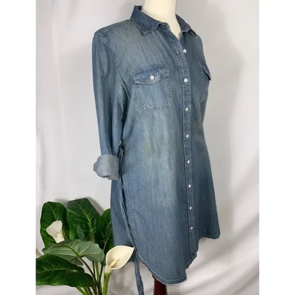 Universal Threads Blue Faded Button Down Raw Hem Belted Denim Casual Dress Small - Image 8
