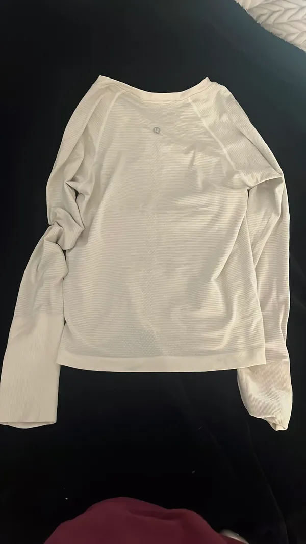 white swiftly tech size 6 - Image 2
