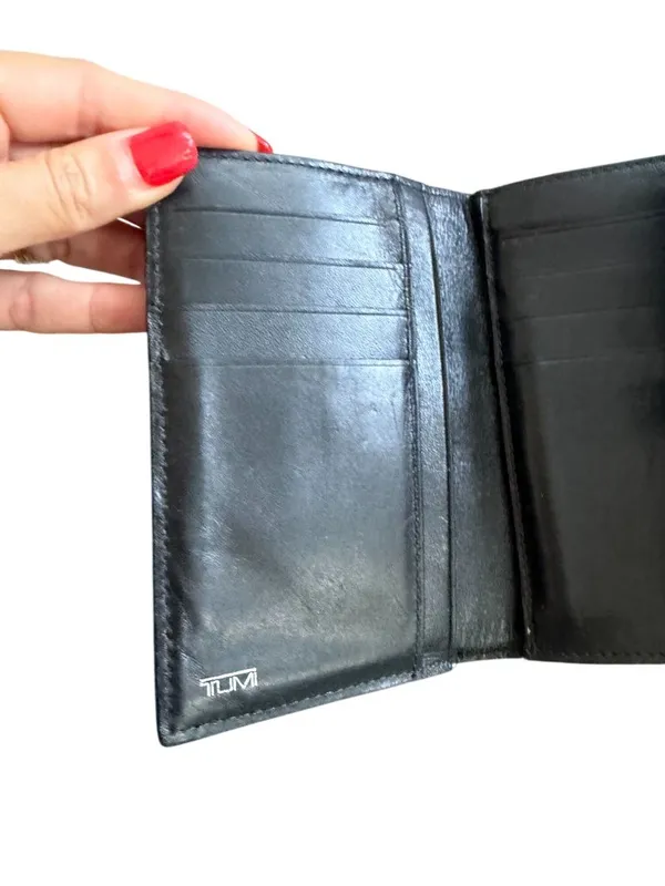 TUMI Black Leather Silver Hardware Clutch Wallet - Image 4