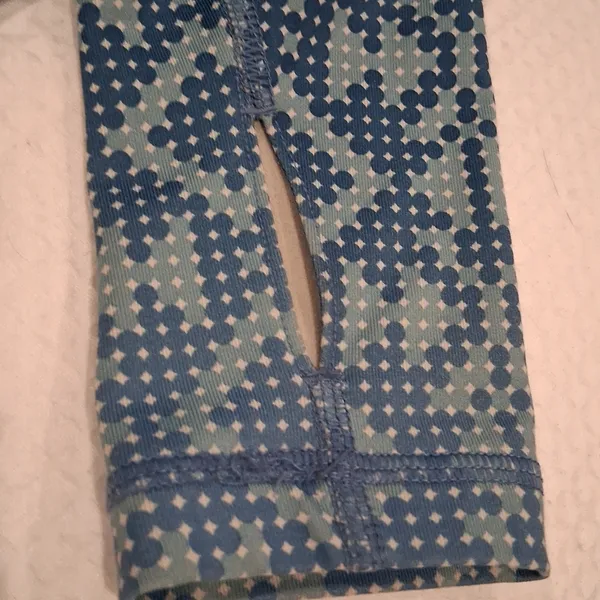 Nike Blue Patterned Long-Sleeve Top - Image 5