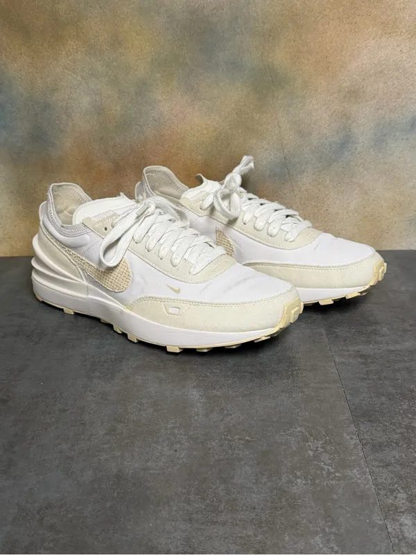 Nike Waffle One Essentials Women Sneakers DM7604-100 Summit White Fossil Sz 8.5 - Image 3