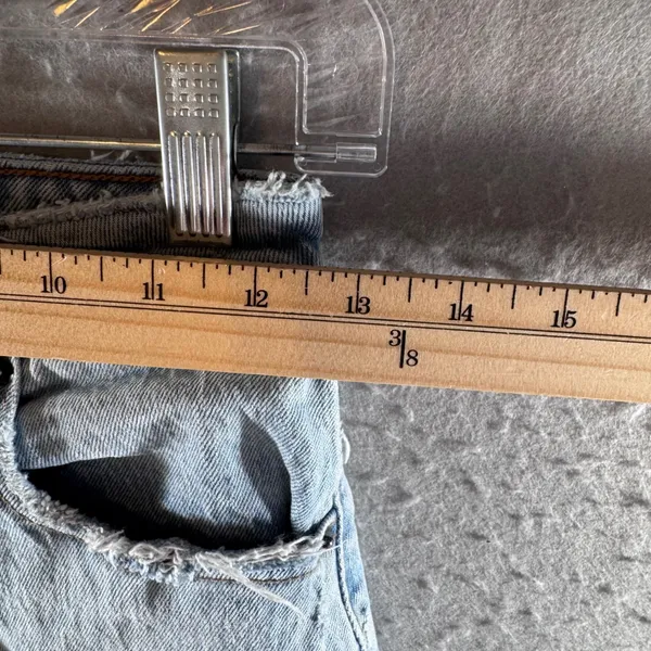 1422 | Abercrombie‎ Curve Love The Mom High Rise Distressed Jeans Light Wash 00 - Image 3