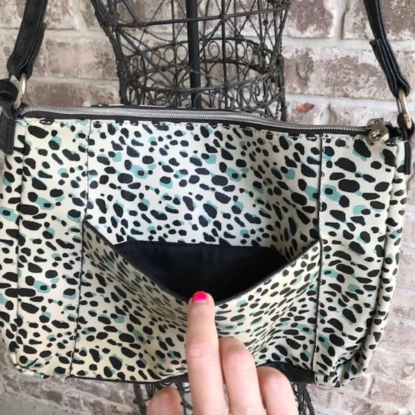 Relic Brand Animal Print Shoulder Handbag Purse - Image 5