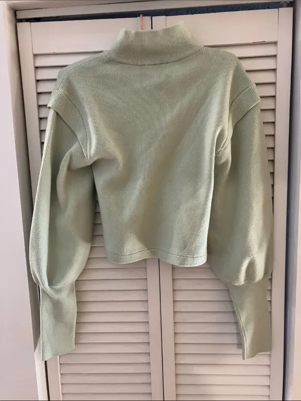 Jonathan Simkhai Structured Shoulder Pistachio Green Sweater Medium - Image 5