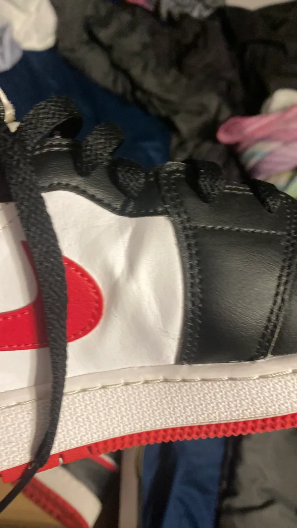 Nike Air Jordan 1 Mid - Image 8