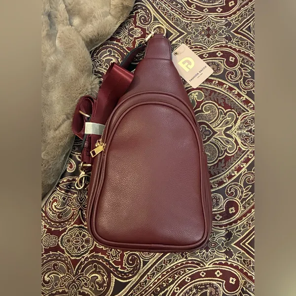 Fashion Dazzle New York Brand Women’s Elegant Burgundy Sling Bag New with Tags - Image 2